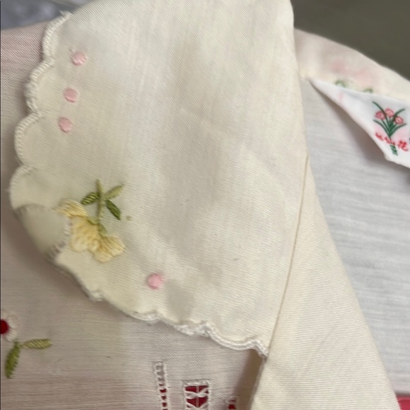 Daffodil Cream Blouse with Floral Embroidery - Picture 6 of 6